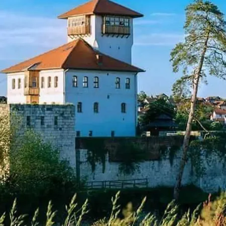 Апартаменты E&a Jasmina Okanovic